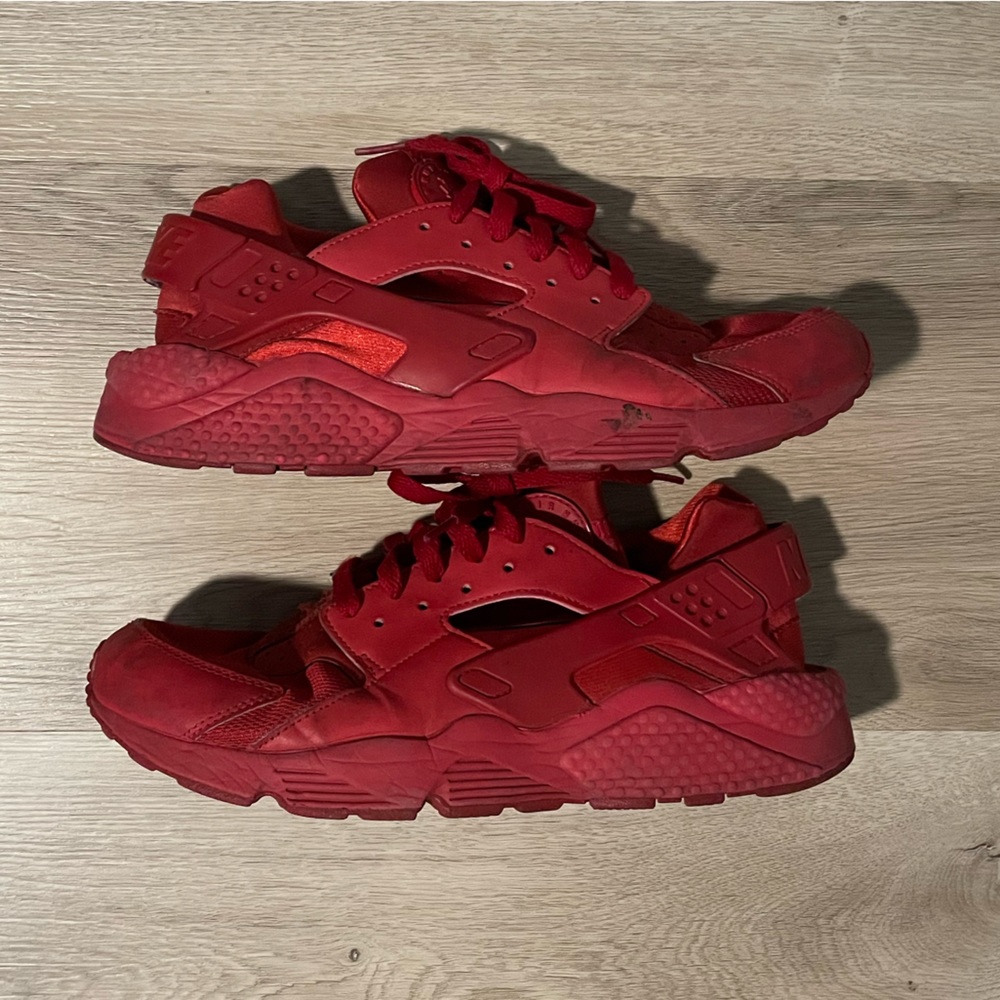 Red huaraches size 10